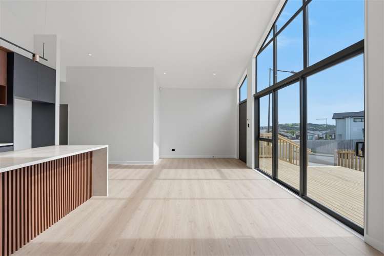 8 Whale Bay Rise Gulf Harbour_11