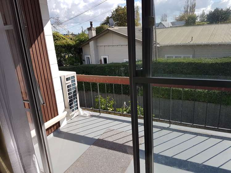 4/4 Moreland Road Mount Albert_8