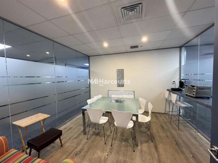 D/28 William Pickering Drive Rosedale_6