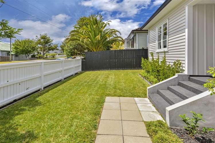 17 Egremont Street Belmont_14