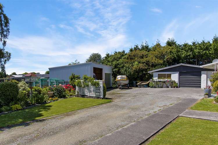 8 Allan Street Waimate_17