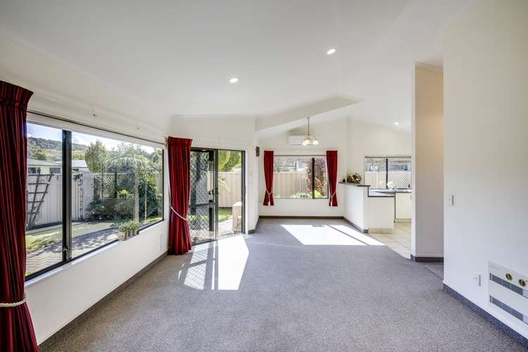 35 Beaufort Place Taradale_7