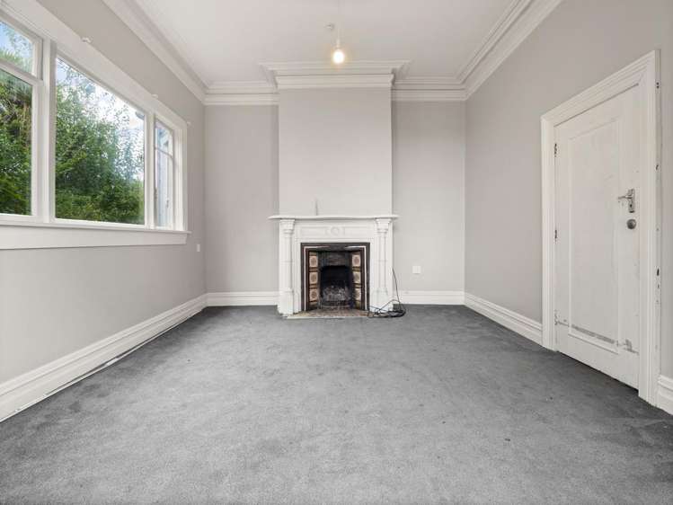 76 South Road_5