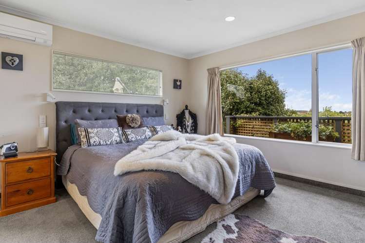 10 Astelia Way Waipahihi_16