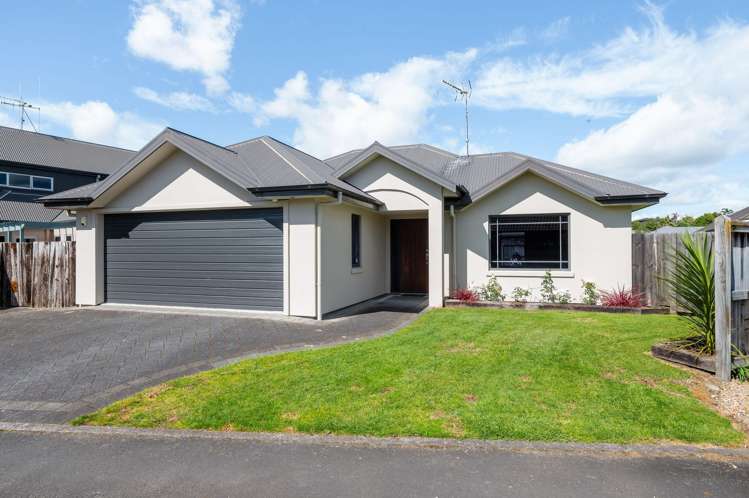 7 Roderick Place Rototuna_18