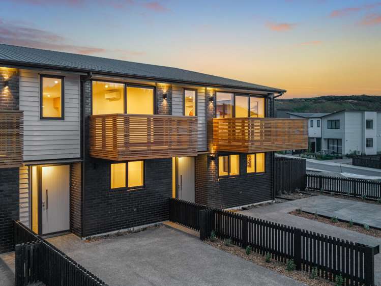 65 and 63 Oakum Road Whitby_23