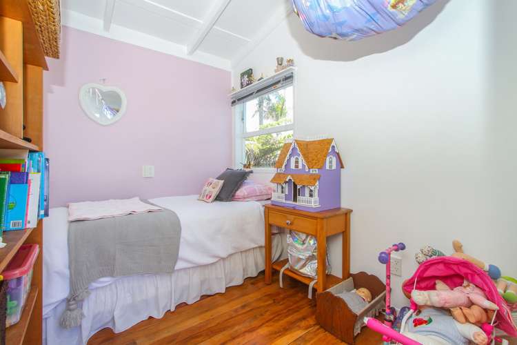 15 Gledstane Road Stanmore Bay_13