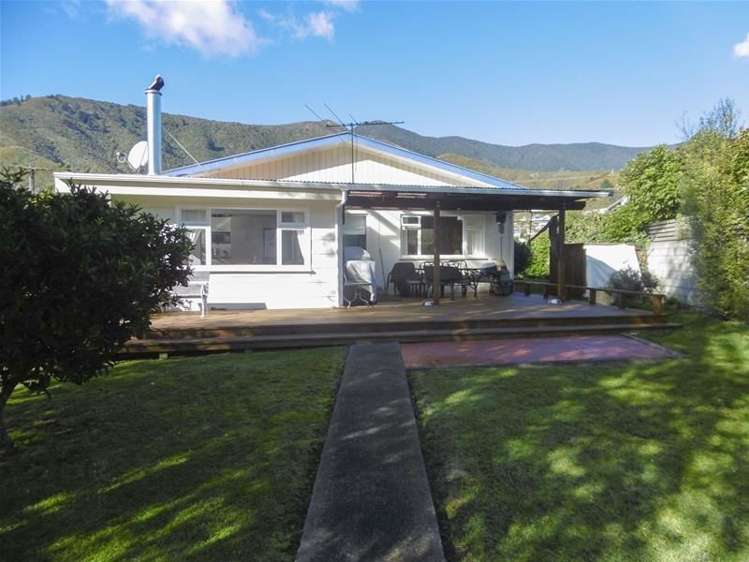 28 Beach Road Waikawa_9