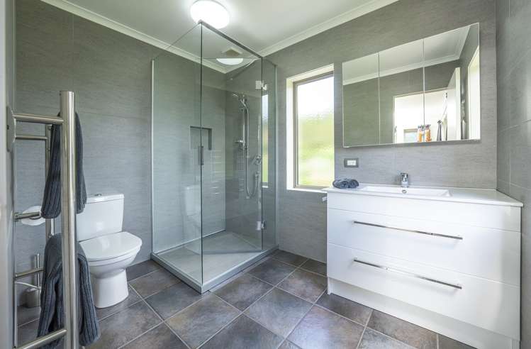 62 Waiomu Valley Road Waiomu_16