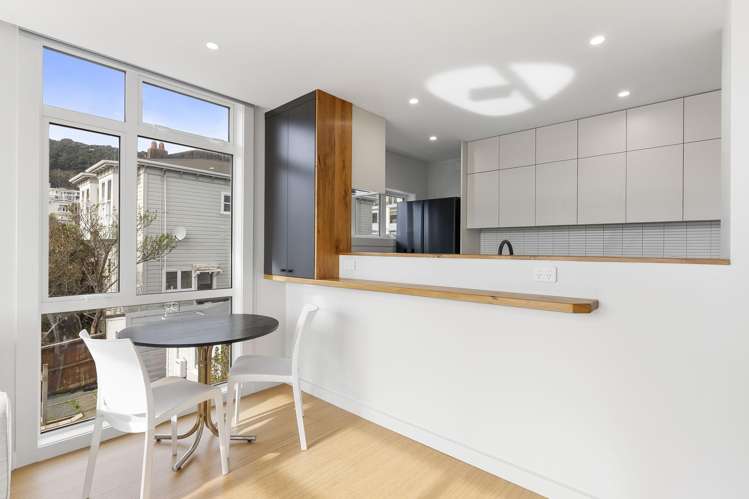 5/5 Levy Street Mount Victoria_5