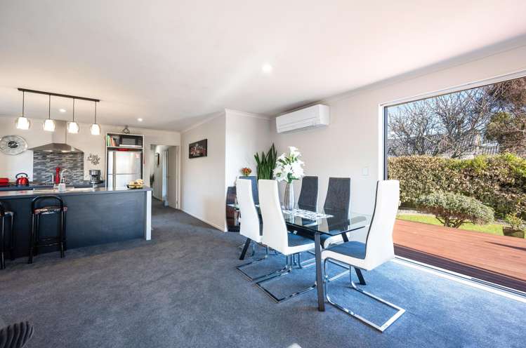 8 Gershwin Grove Stoke_8
