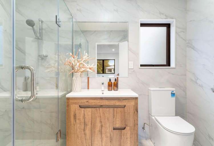 6 Peara Place 11401_10