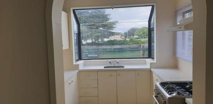127A Lake Road Koutu_1