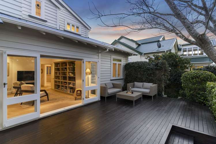 5 Clarence Road Northcote Point_21