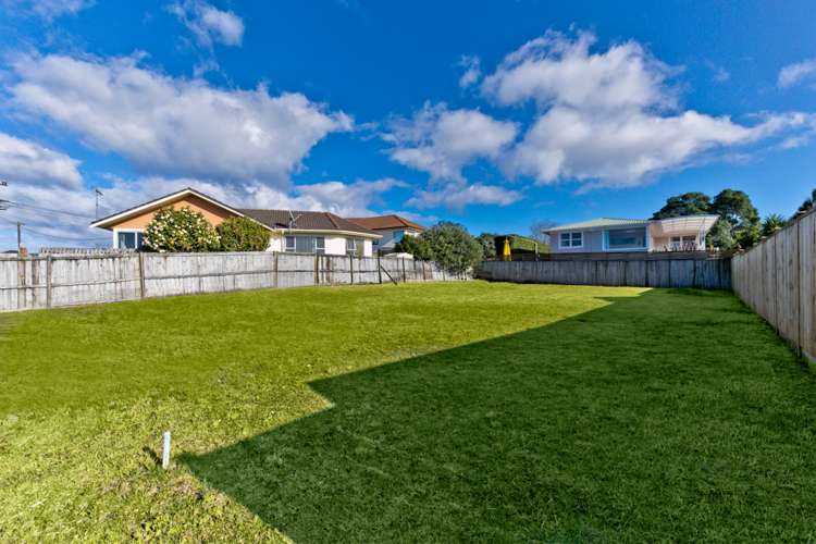 52a Tirimoana Road Te Atatu South_5