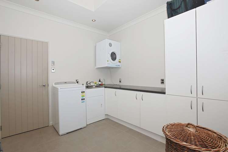 29 Hamlet Street Riverton_22