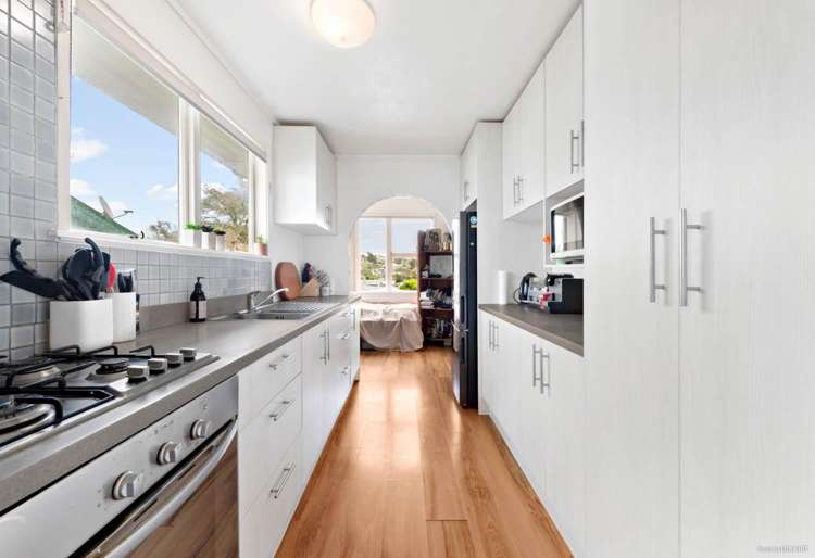 48 Captain Scott Road Glen Eden_3