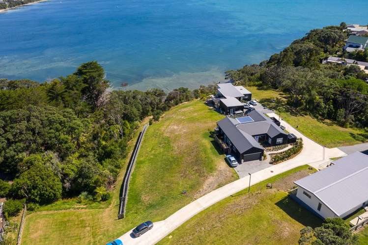 9 Wendy Hood Way Snells Beach_11