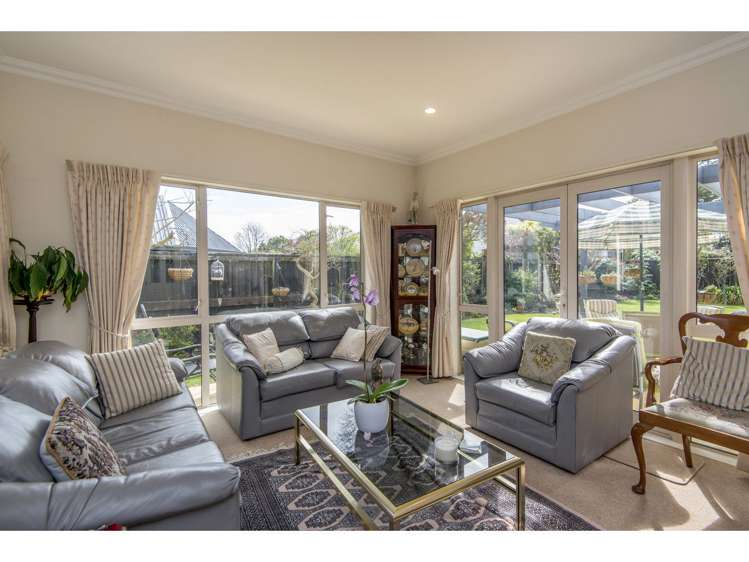 3 Hogarth Lane Burnside_5