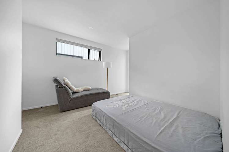 23 Hermitage Street Flat Bush_16