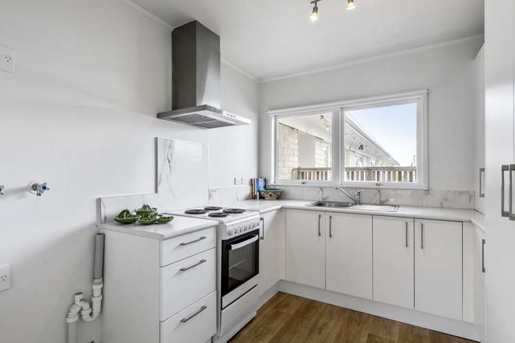 8/16 Queens Parade Devonport_6