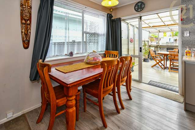 11 Fairlight Place Manurewa_4