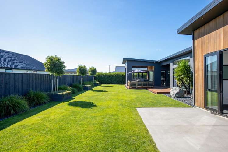 7 Veuve Drive Lincoln_22