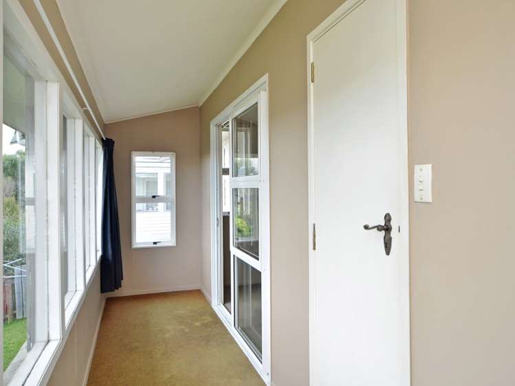 22 Boltons Road Masterton_15