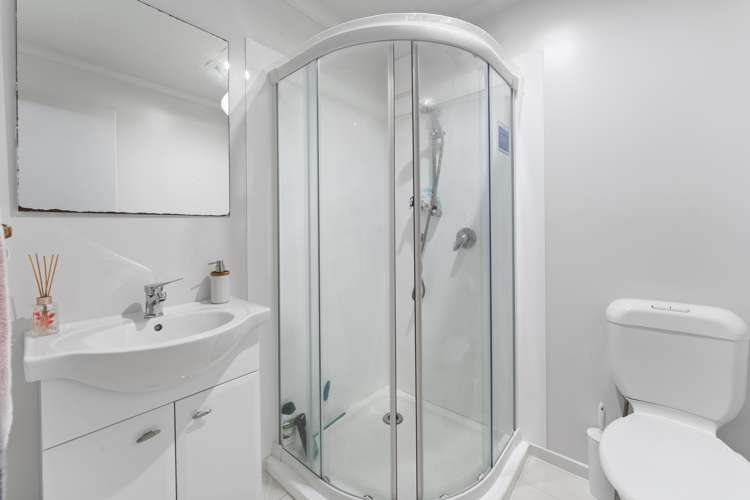 34 Golden Terrace Queenstown_14