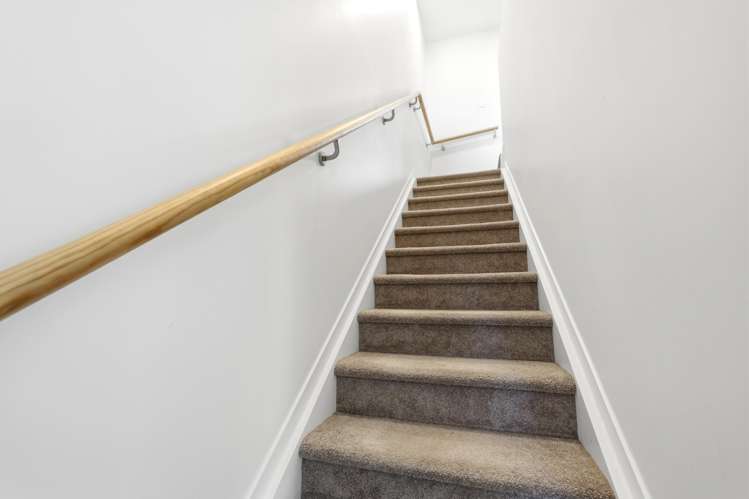 8/35 Centreway Road Orewa_25