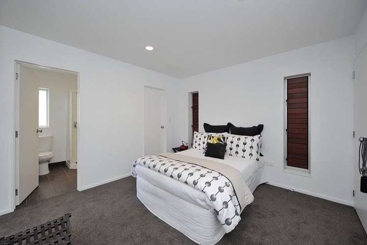 8 Derry Street Greenlane_6