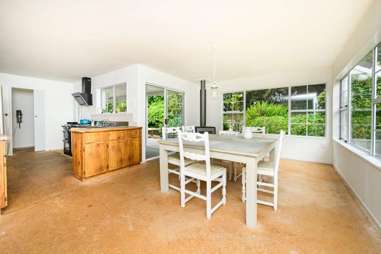 210 Old West Road Turitea_8