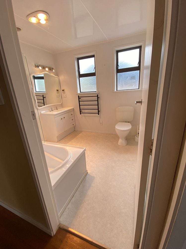 36 Reynolds Street Taita_9