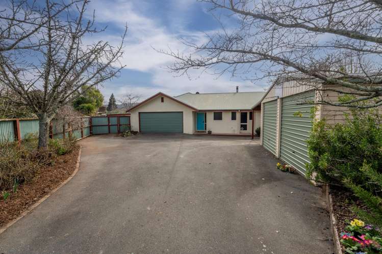 21 Harcourt Place Wakefield_11