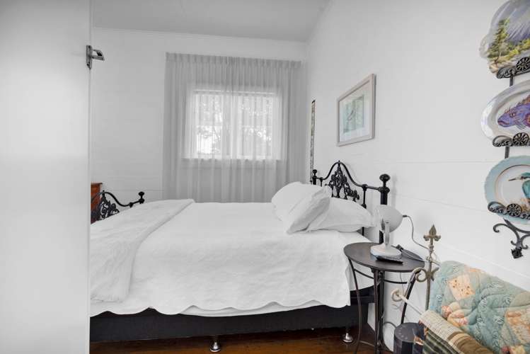 53 Fox Street Opunake_14