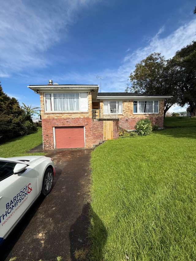 3 Bedrooms house in Pakuranga- Short term