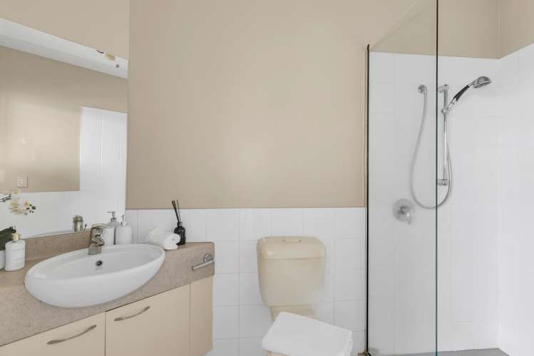 301/3 Morningside Drive Morningside_11