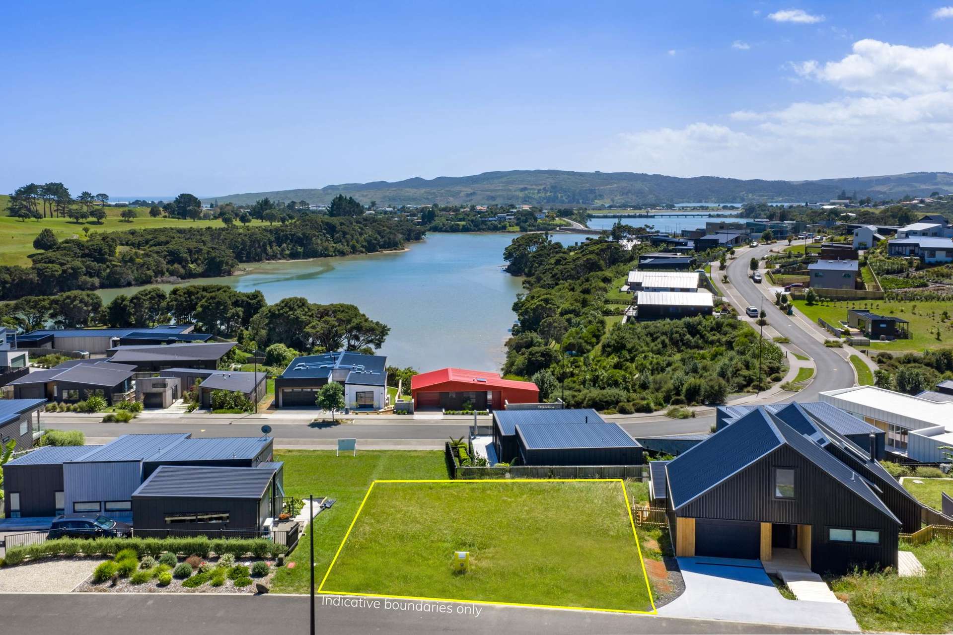 9 Maataitai Road Raglan_0