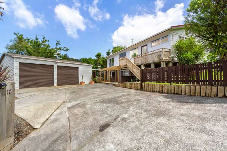 17 Stallard Place Glen Eden_9