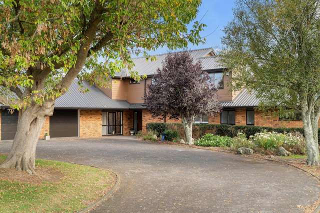 7-Acre Countryside Escape – Horse Ready with B...