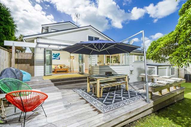 17 Merani Street Narrow Neck_4