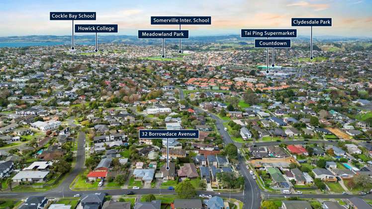 32 Borrowdace Avenue Botany Downs_19