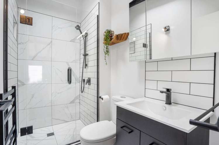 2N/12 Charles Street 1728_10