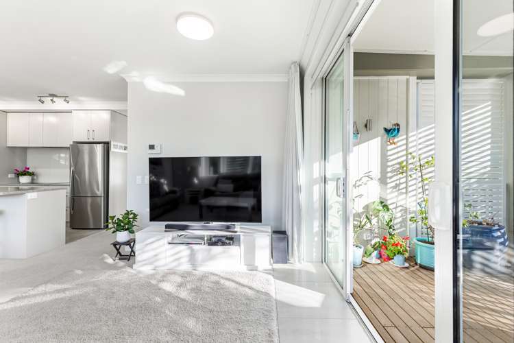 30 Rewa Rewa Lane Orewa_13