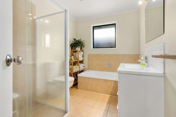 4 Four Oaks Place Pukekohe_13