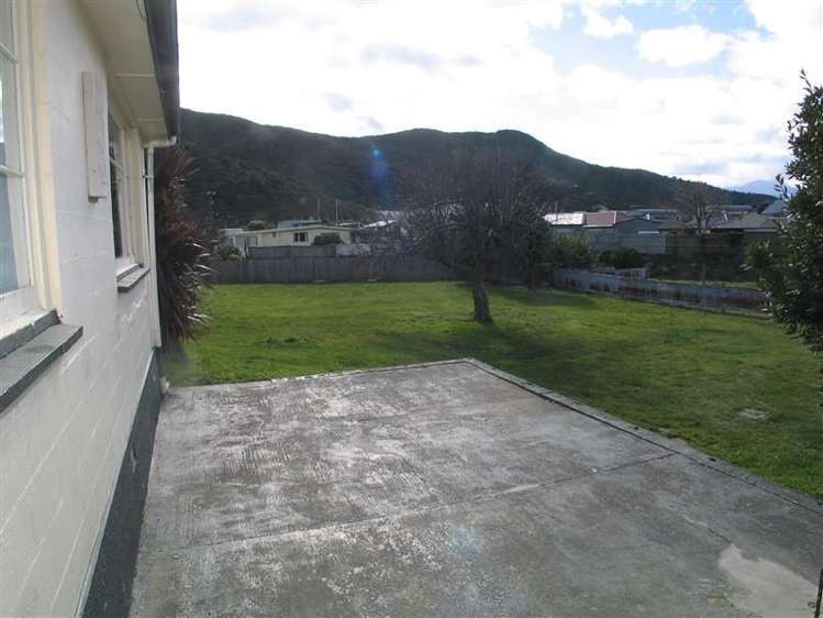 261a Waikawa Road Waikawa_10