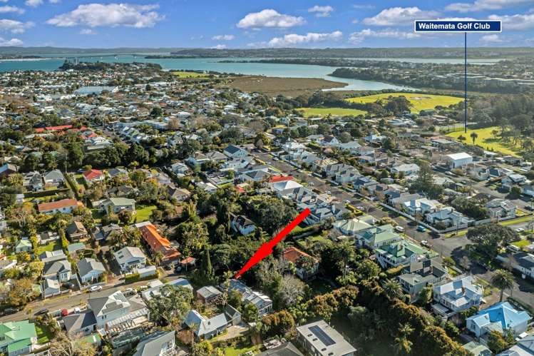 1/6 Everest Street Devonport_24