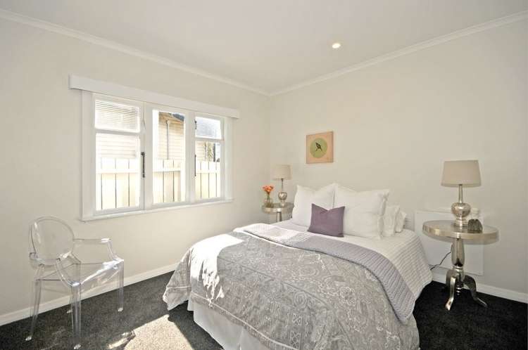 59 Kauri Street Miramar_11