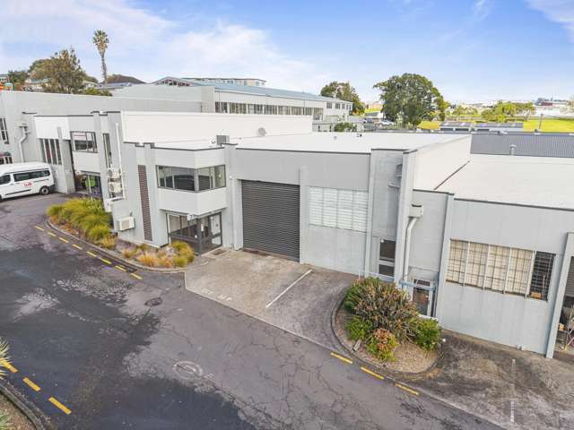 G/84 Hillside Road Wairau Valley_1
