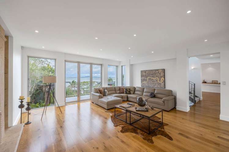 20 Courtneys West Harbour_10